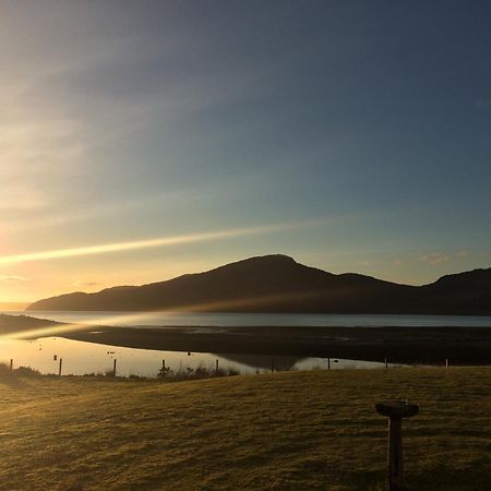 Kirkton Bay House Bed And Breakfast カイル・オブ・ロカルシュ エクステリア 写真