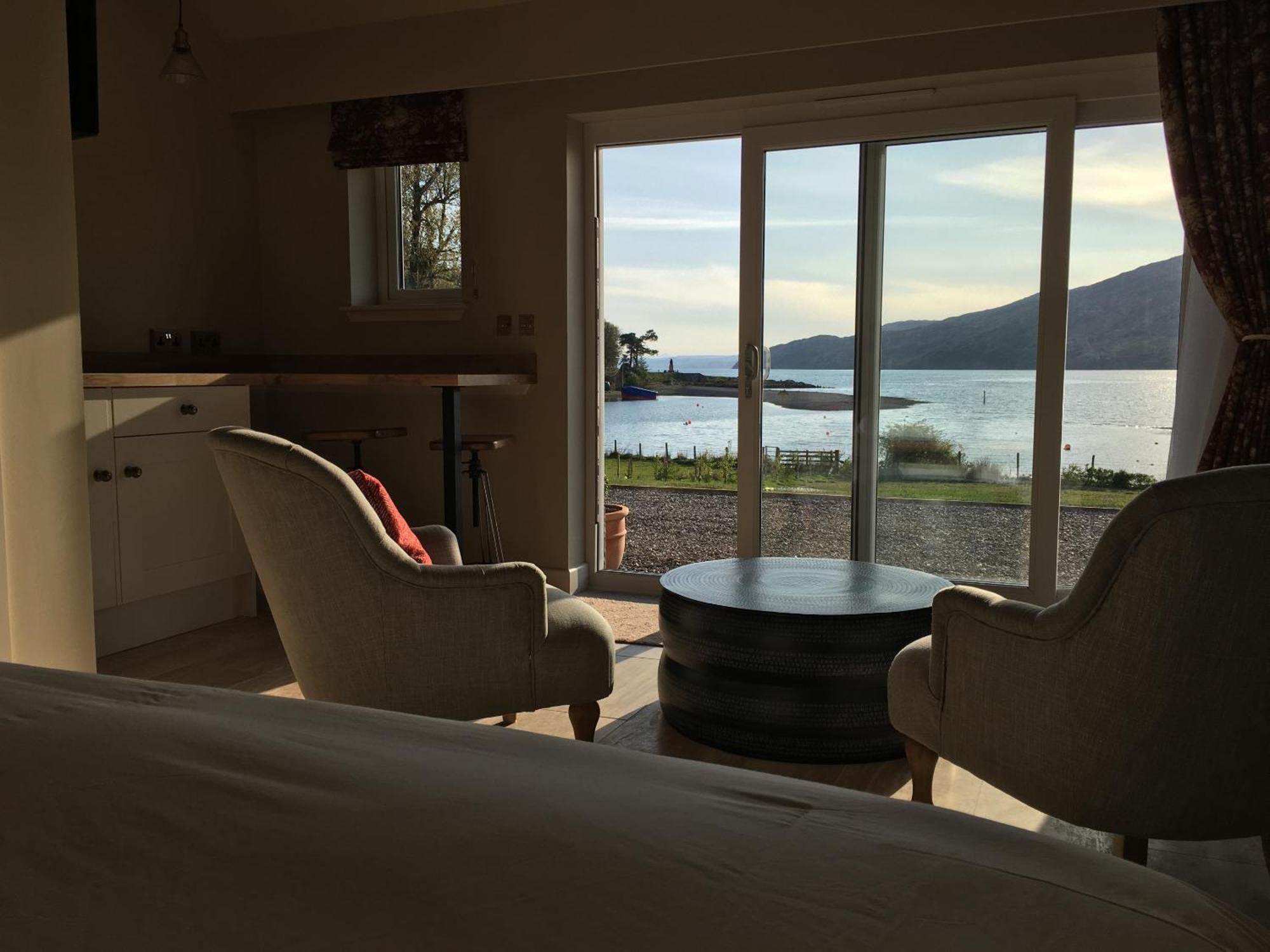 Kirkton Bay House Bed And Breakfast カイル・オブ・ロカルシュ エクステリア 写真